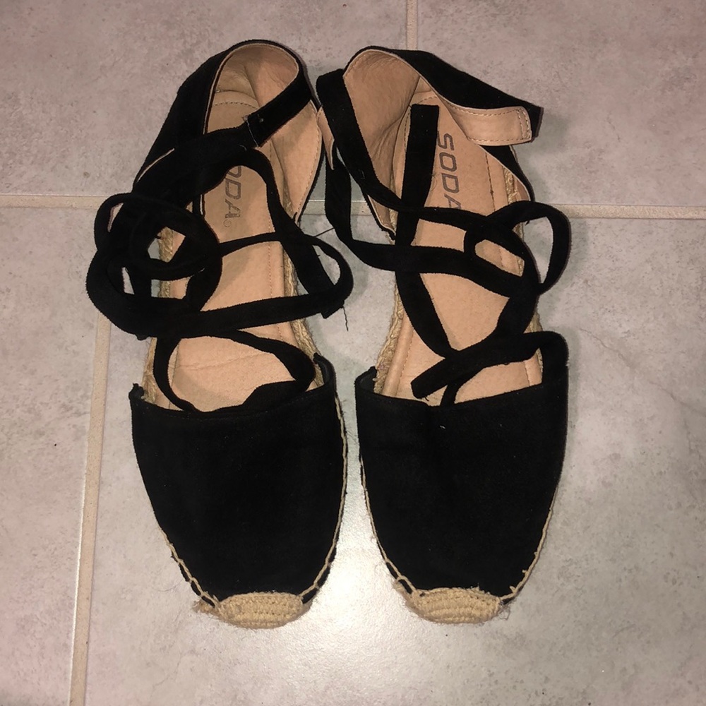 Black gladiator sandals